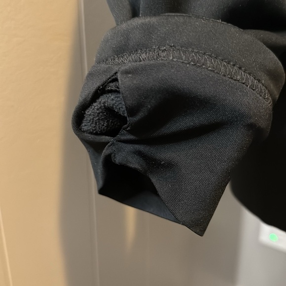 Columbia Women’s Medium Outdoor Hooded Jacket Zip-Up Omni-Wind Block - Picture 6 of 8